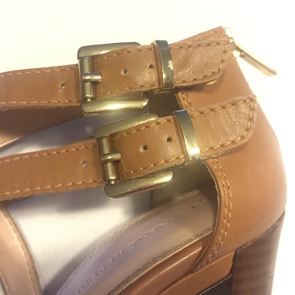 Banana Republic Daisey Sandal Nude Learher 7.5 - Picture 2 of 4