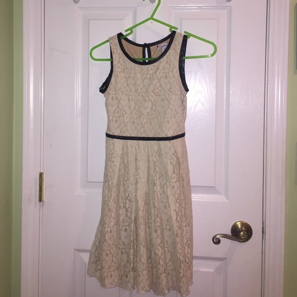 Cream Lace Dress With Leather Detaling
