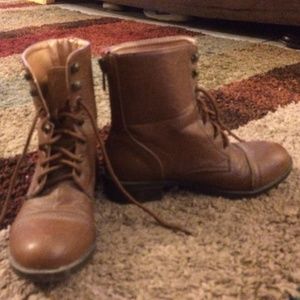 Fall boots