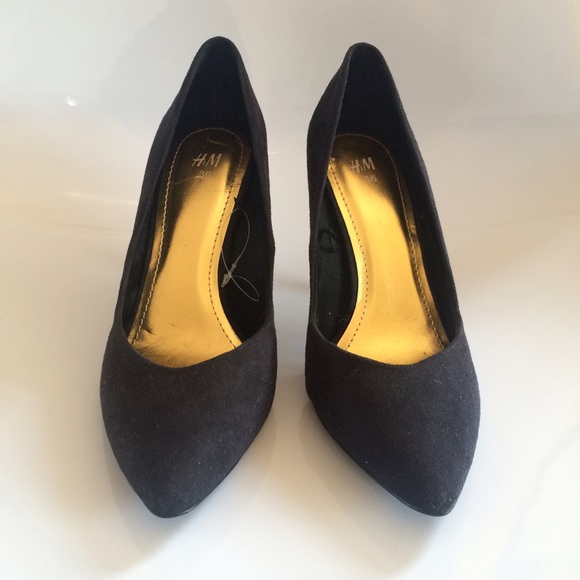 H&M Black Pumps