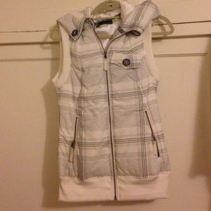 Burton snowboarding vest!!