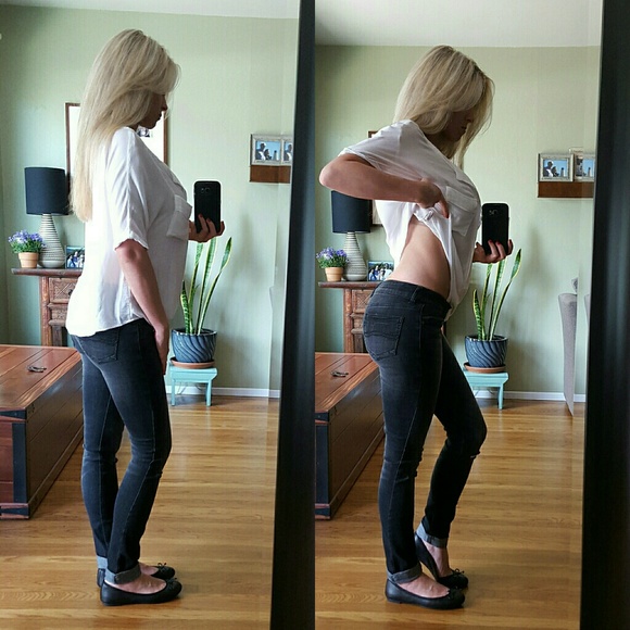 RESERVED Black Denim, Destruction at Knee's - Picture 3 of 4