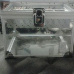 Awesome Plexiglas Caboodles Case!