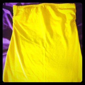 ♦️Sold♦️Yellow tube top size small
