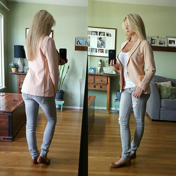 RESERVED Beautiful Peachy Pink Blazer - Picture 3 of 3