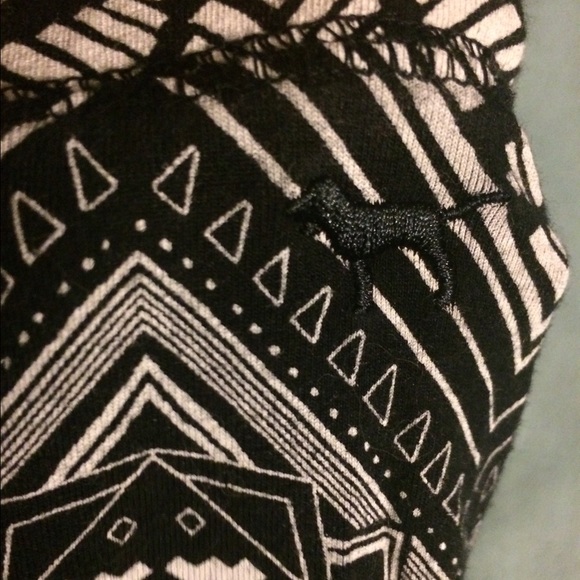 VS PINK Aztec Leggings