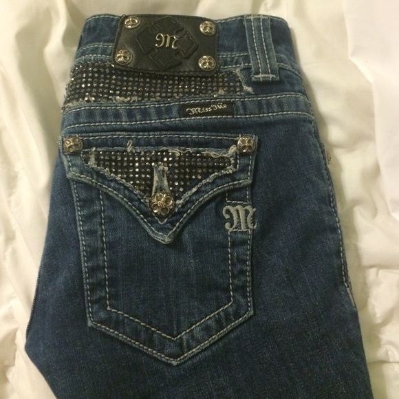 Miss Me's,  size 27, skinny leg. Good condition
