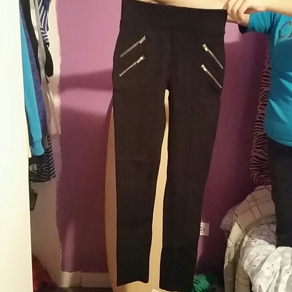 Thick leggings with zipper on the sides