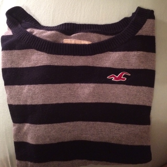 Long sleeve Hollister shirt