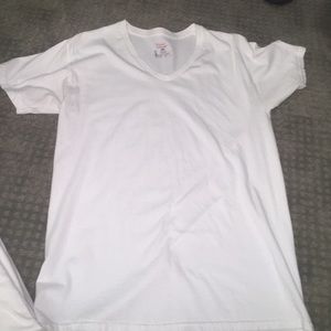 6 Hanes V-necks
