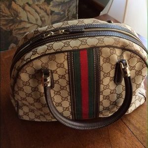 Gucci purse