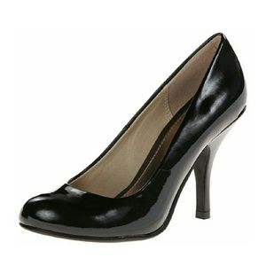 NEW Black Heels