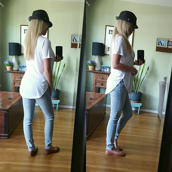 RESERVED White Tee - Picture 2 of 3