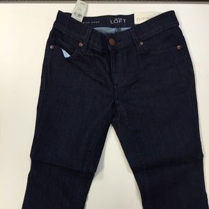 NWT Ann Taylor dark wash skinnies