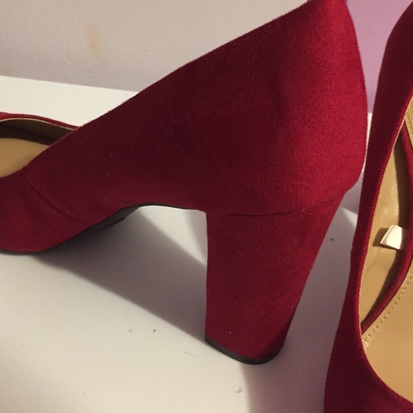 Red heels - Picture 3 of 3