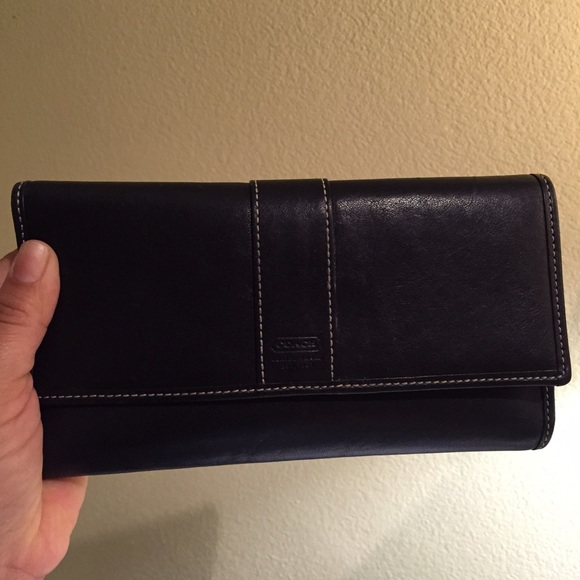 Beautiful Coach leather wallet