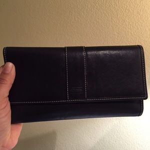 Beautiful Coach leather wallet