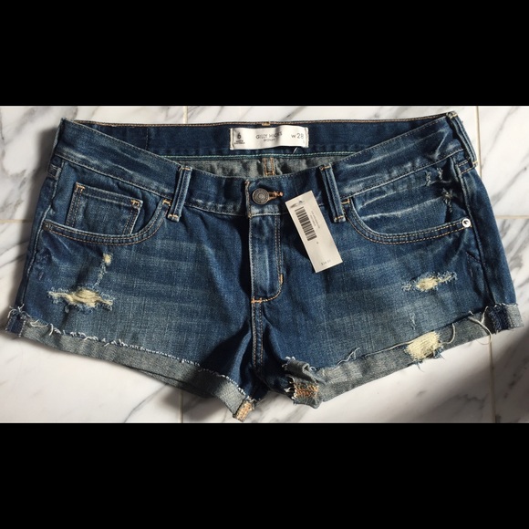 Gilly  Hicks  Sydney distressed Jean shorts