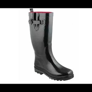 New-Capelli NY black and red rain boots w buckle