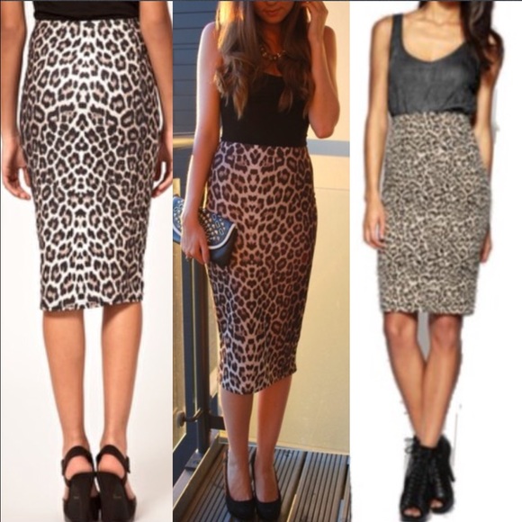 Velvet Leopard fitted pencil skirt