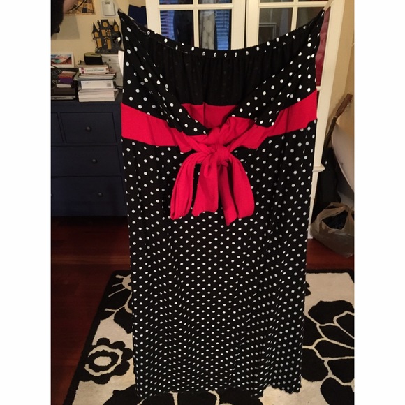 Dress - Picture 2 of 2