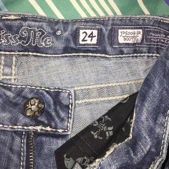 Bootcut Miss Me Jeans - Picture 3 of 4