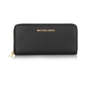 Authentic Michael kors budford continental