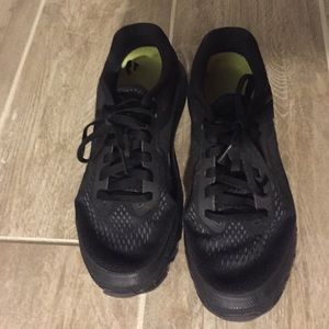 Nike Air max black size women's 9.5
