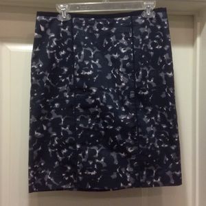 lOFT navy grey and white floral skirt