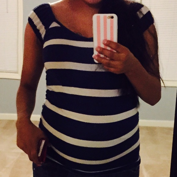 Maternity shirt