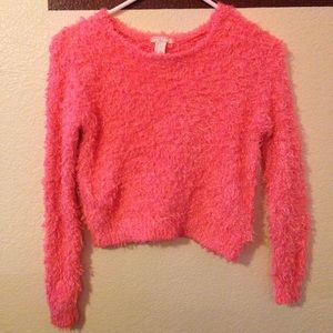 Pink fuzzy cropped sweater