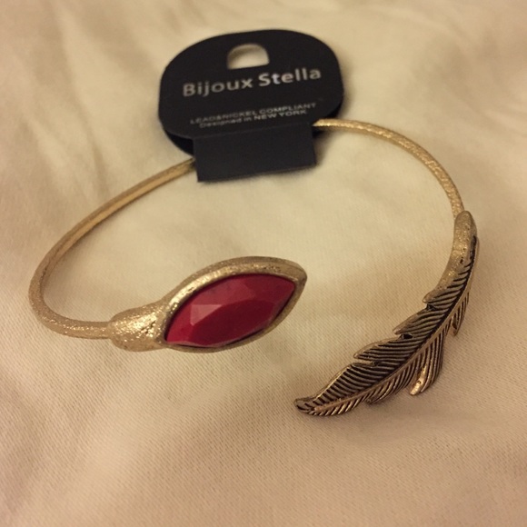 🦄Arm band stone and gold cuff bracelet