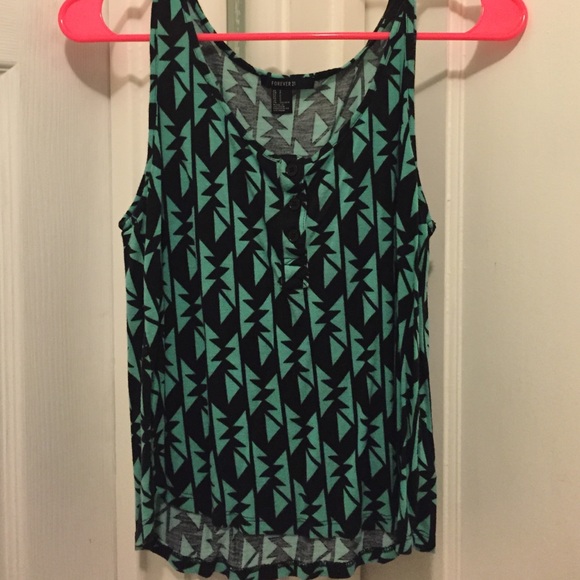 Forever 21 tank