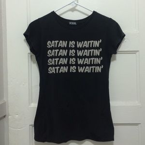 DIMEPIECE Satan is waitin' baby tee