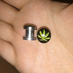 Weed plugs size 0