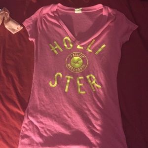 Hollister v neck