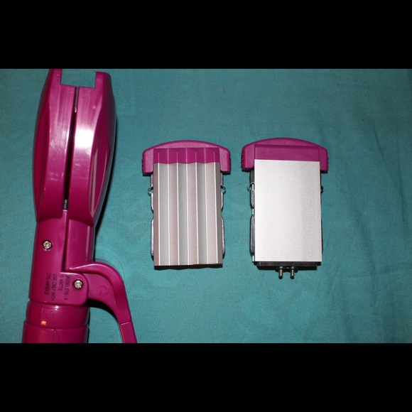 Hair Straightener and Hair Frizzier - Picture 2 of 5