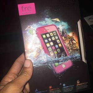 BRAND NEW *** Lifeproof Case Pink Frē for IPhone 6