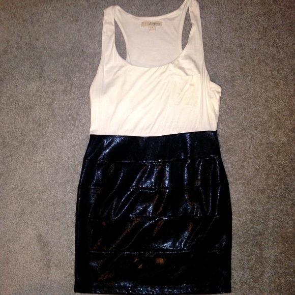 Gorgeous Black and White Mini Dress