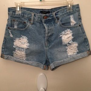 High waisted cuffed shorts