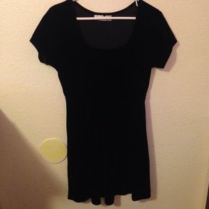 Black short sleeved velvet dress