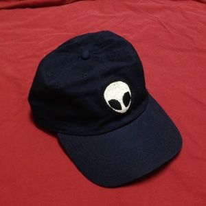 SOLD ON MERC Brandy Melville Alien Patch Hat