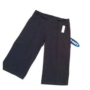 NWT Old Navy Wide Legged Cropped Pants