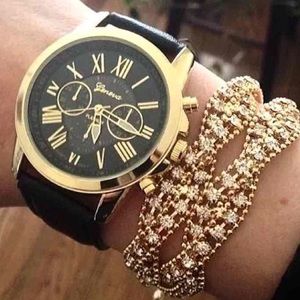 New large face ladies classy watch