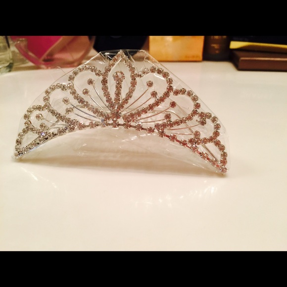 Tiara with Swarovski diamonds - Picture 3 of 3