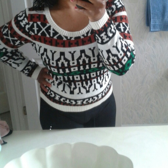 Cute sweater - Picture 4 of 4