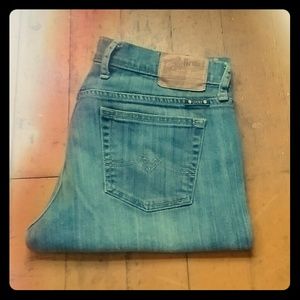 Lucky brand sweet n' crop Jean capris