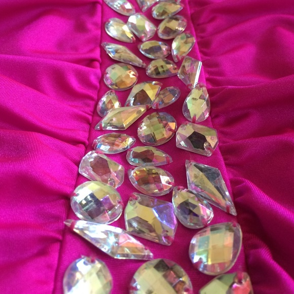 HOMECOMING DRESS - Picture 2 of 3