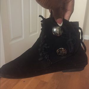 Ankle boots