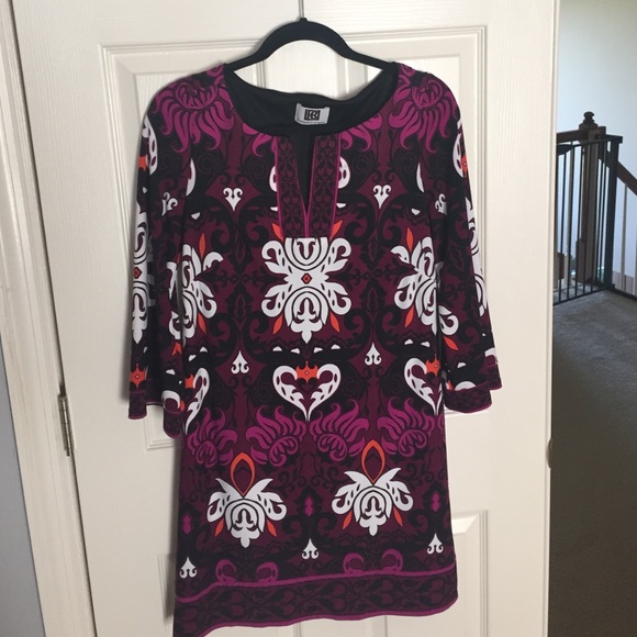 V neck tunic dress
